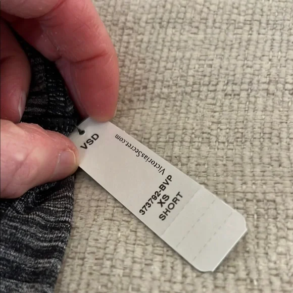 Women’s Victoria’s Secret Sport Leggings - Picture 6 of 7